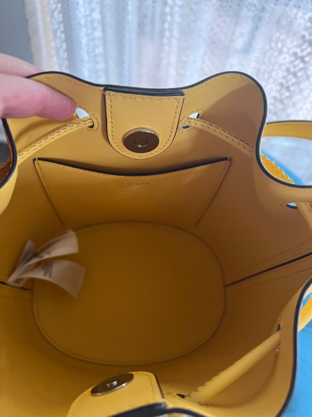Ralph Lauren Leather drawstring bucket crossbody bag - Picture 10 of 13